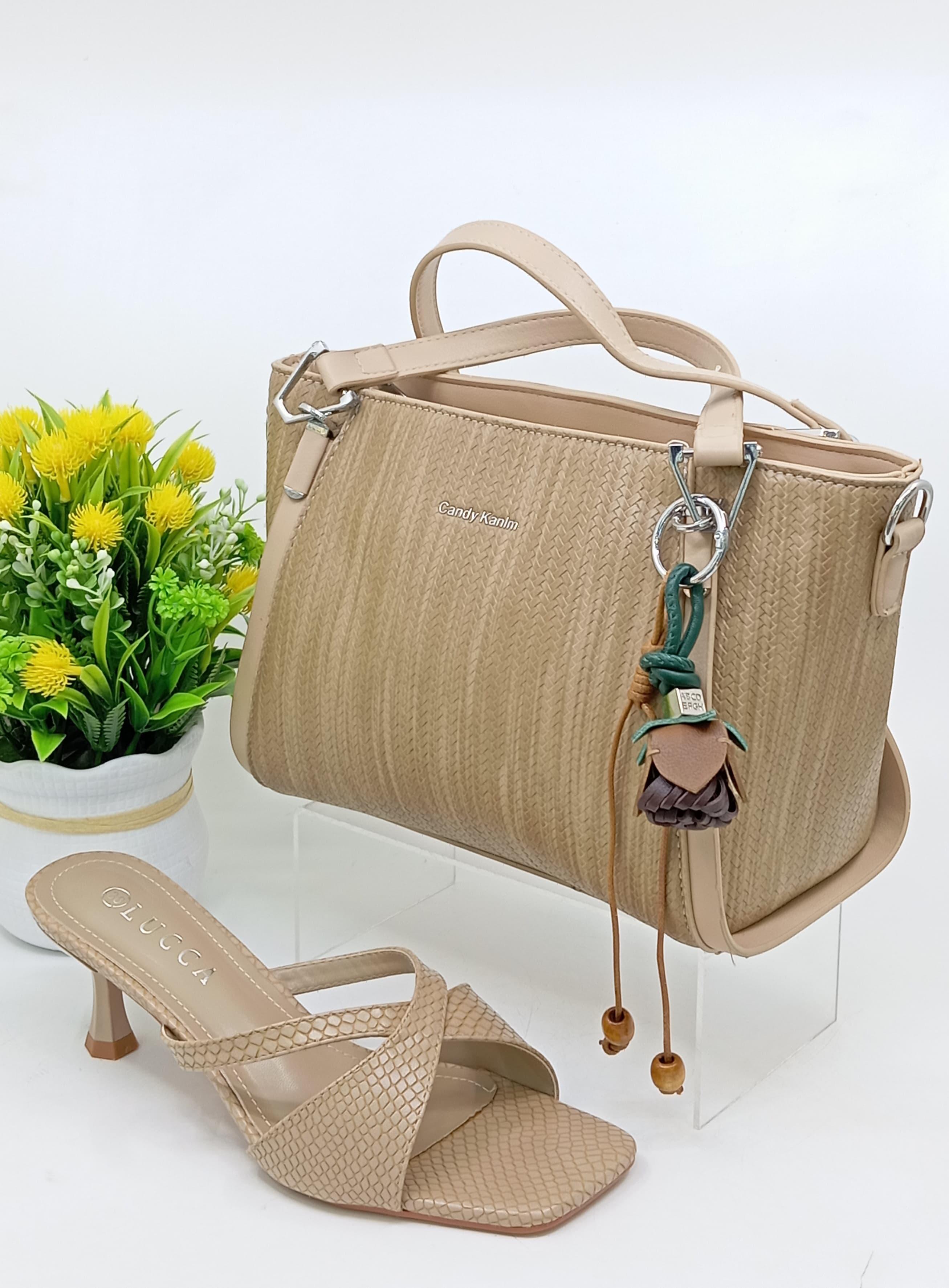Sac à main et chaussures