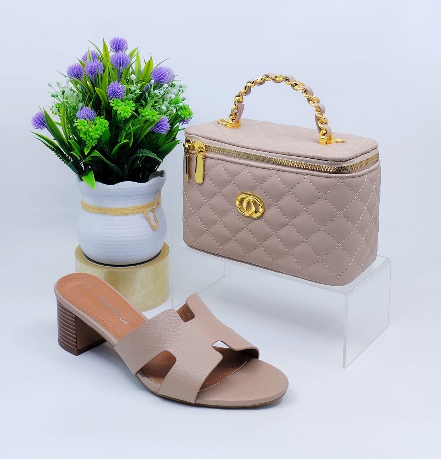 Ensemble sac à main et chaussures