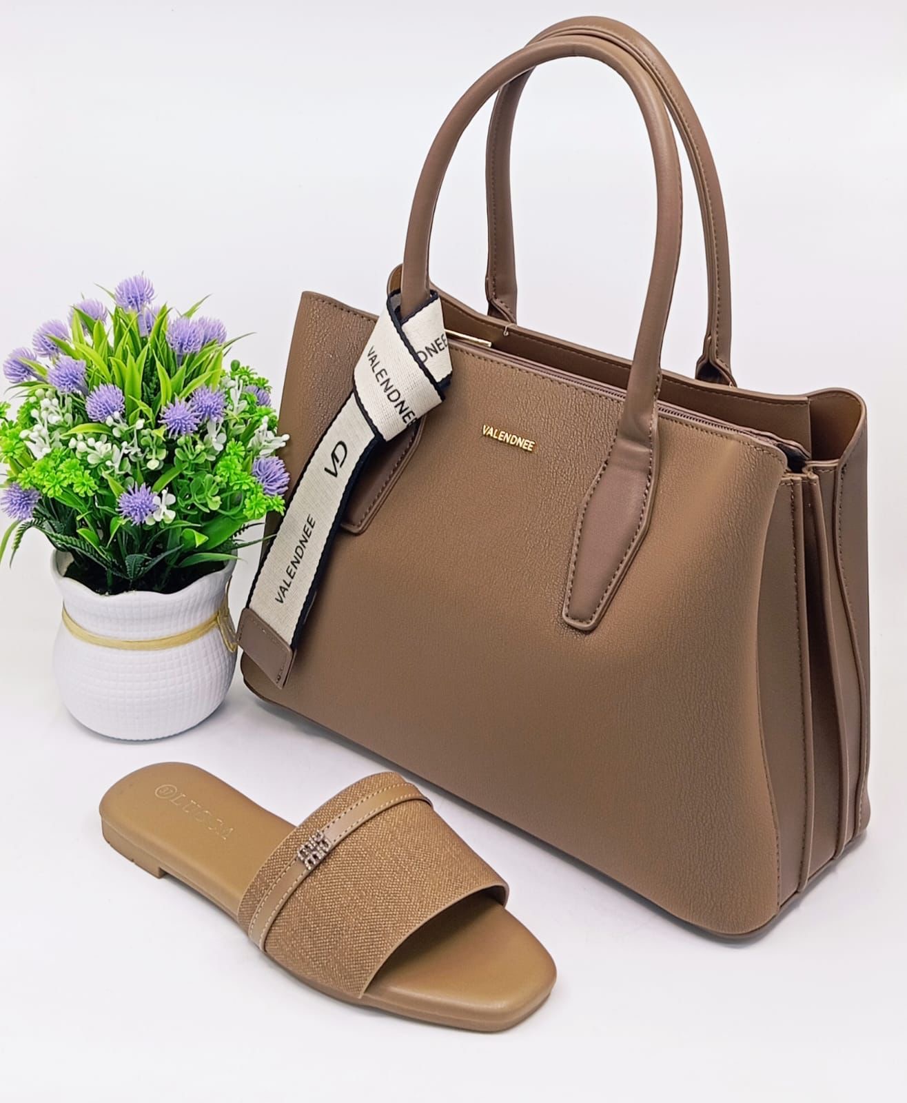 Ensemble sac à main et chaussures
