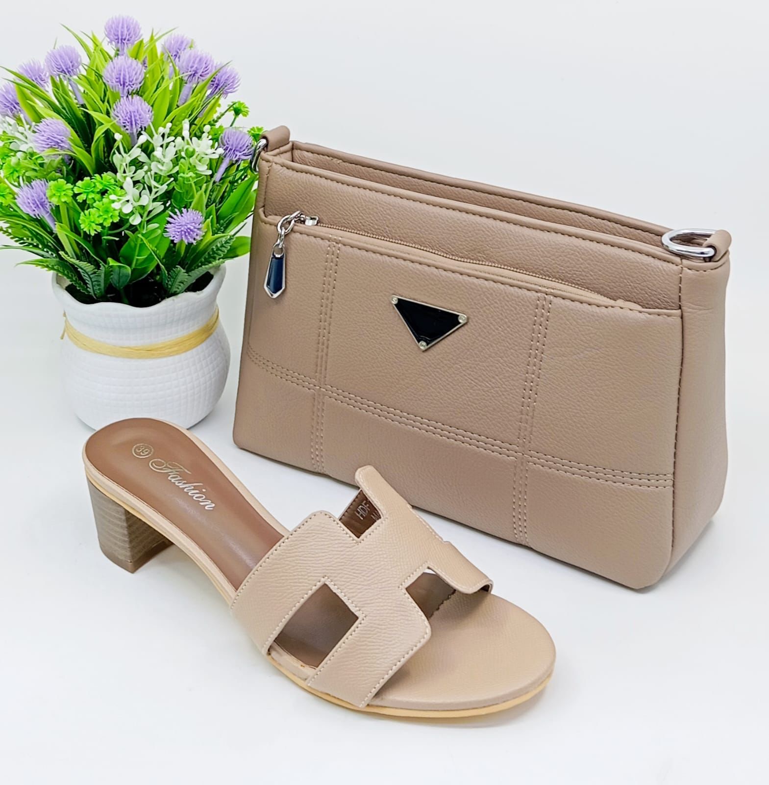 Ensemble sac à main et chaussures