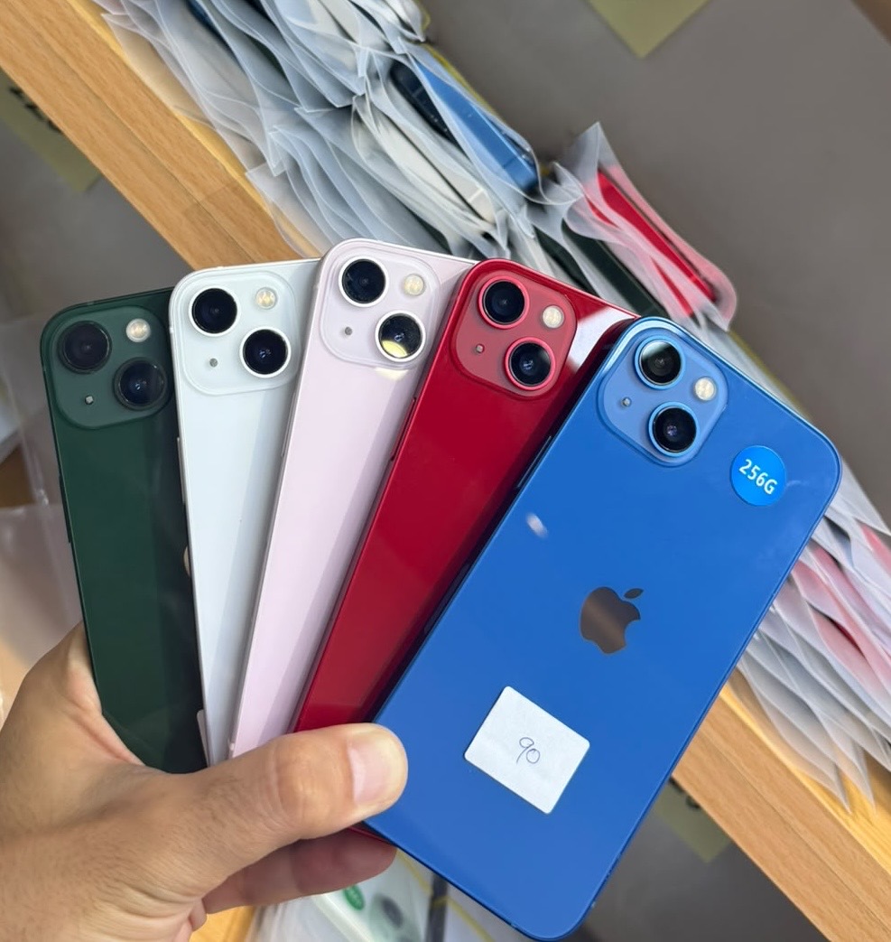 iPhone 13 (128 Go)