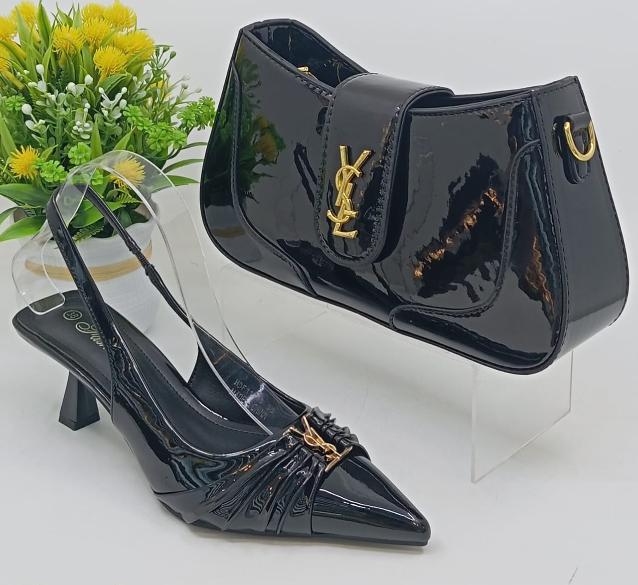 Ensemble sac à main et chaussures